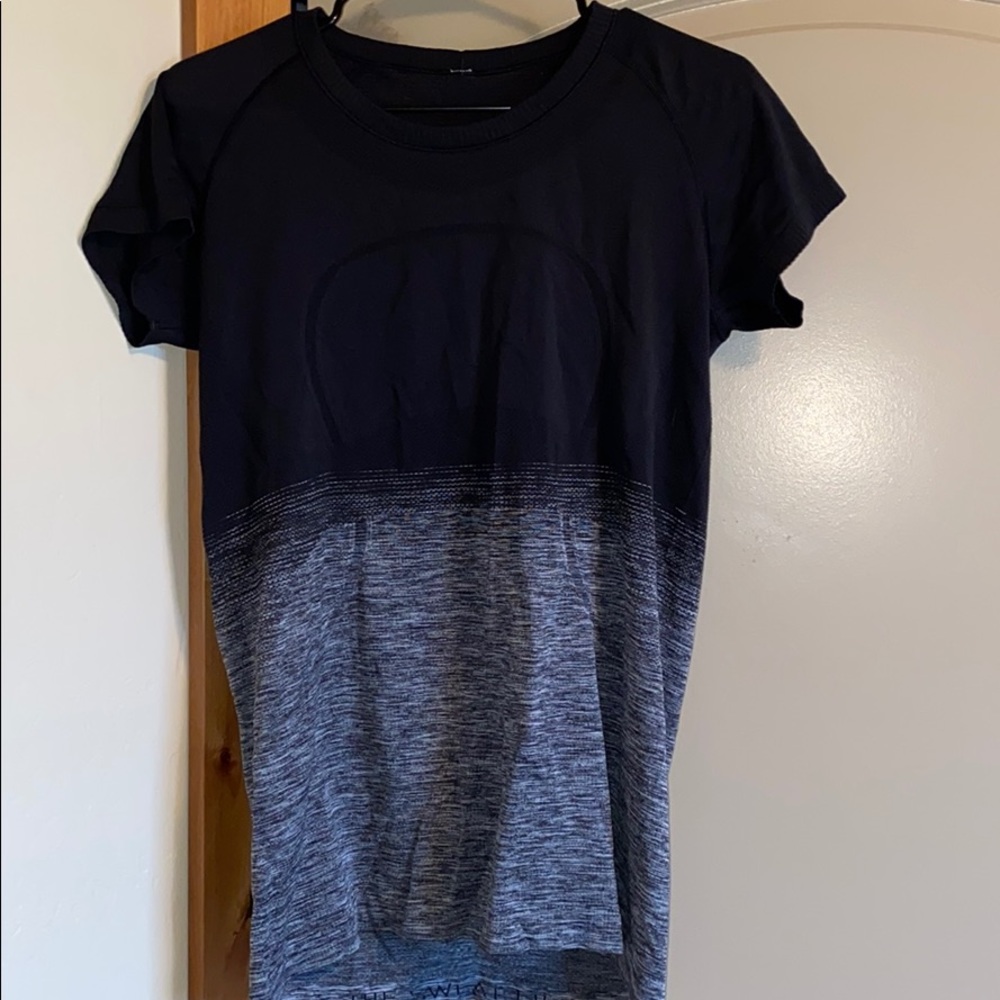 Lululemon Tshirt